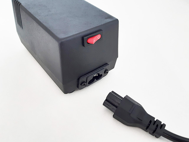 Atari ST520 PSU power switch. Detachable AC input cable