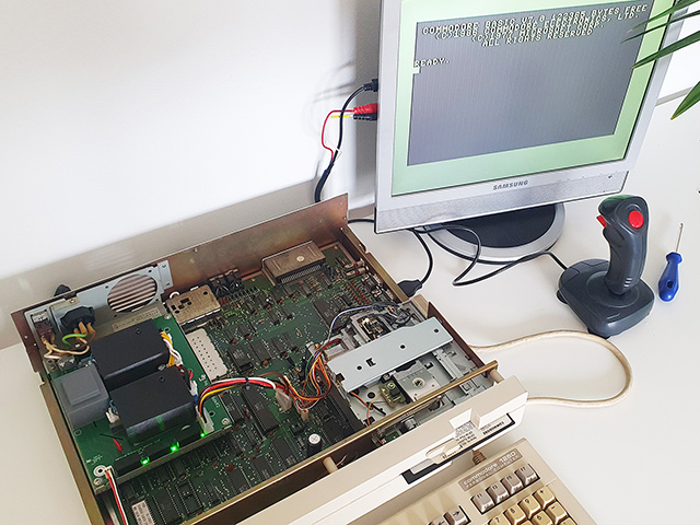 C128DCR internal PSU installed and turned on (C128 mode).
